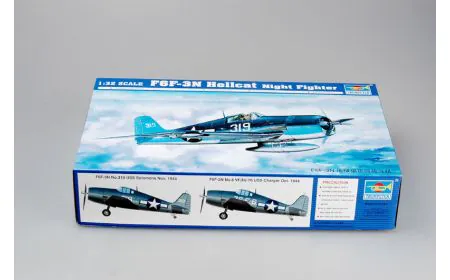 Trumpeter 1:32 - F6F-3N Hellcat